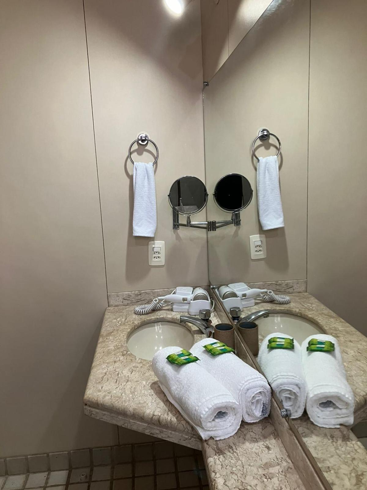 Apart Hotel Volpi 101 - Conforto & Comodidade Белу-Оризонти Экстерьер фото